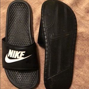 Nike slides